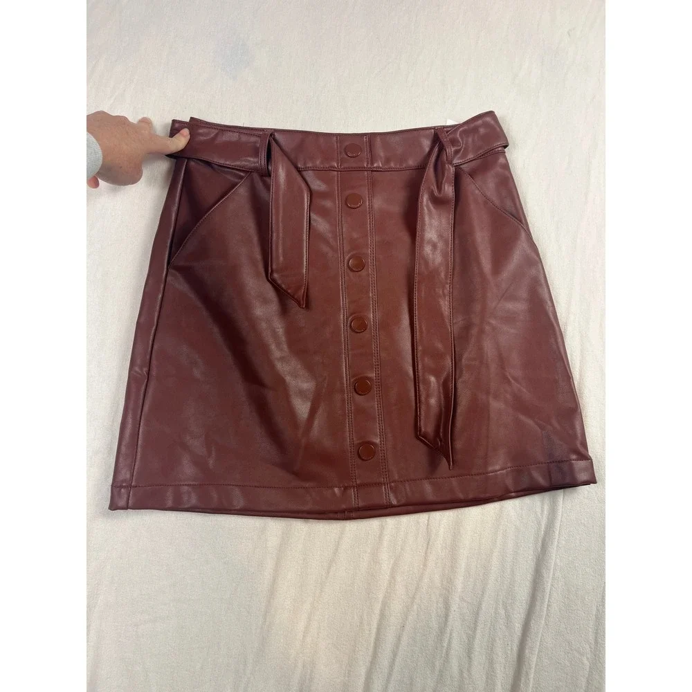 Abercrombie & Fitch Vegan Leather Mini‎ Skirt Burgundy Brown Button Front Small